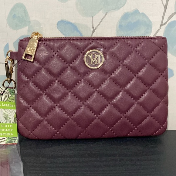 Badgley Mischka Diamond Quilted Clutch Wristlet NWT - Picture 1 of 5